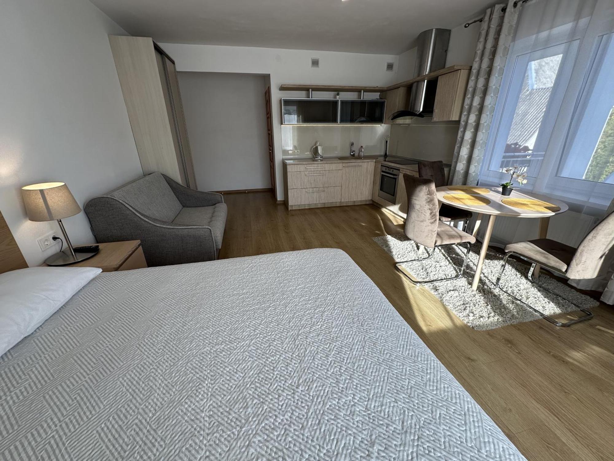 Apartamentai Salia Baseino 팔랑가 외부 사진